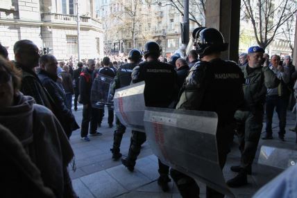 Protest opozicije govor Vučića