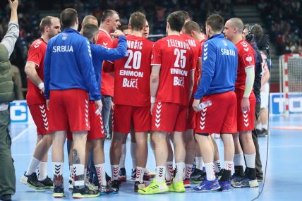 UŽIVO Srbija - Hrvatska rukomet Nenad Peruničić hrvatski navijači sportske vesti