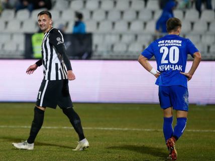 Bojan Matić debi FK Partizan Radnik Surdulica prva utakmica