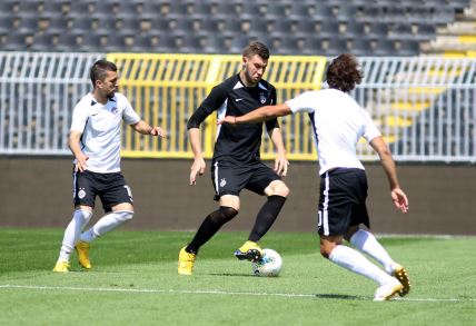 Denis Stojković Nikola Štulić Partizan prva utakmica