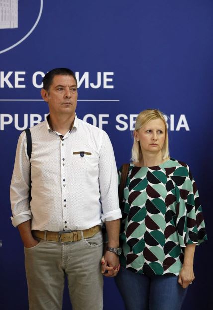 Usvojeno dete oduzeto bračni par Savić mala Lenka će biti vraćena