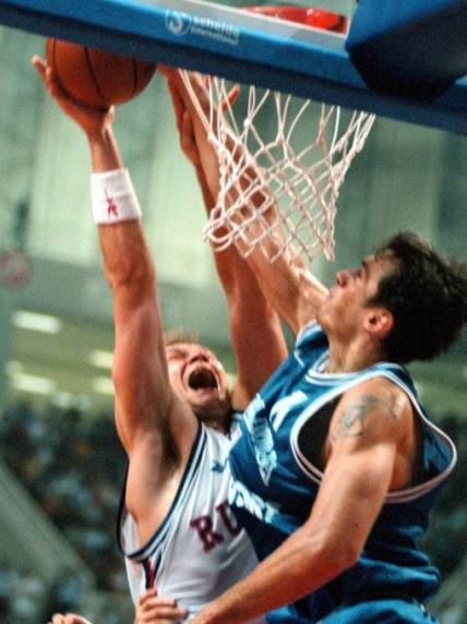 Sećanja Atina 1998 SR Jugoslavija šampion sveta u košarci finale Željko Rebrača banana Bodiroga MVP