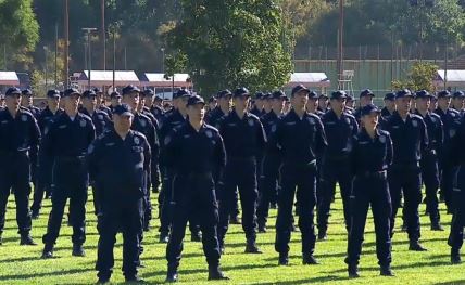 napadi na policiju u srbiji tuca pucanje ubadanje ujedanje opasno po zivot problemi neprijatosti mup