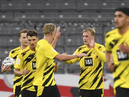 Nemačka Superkup Bajern Minhen Borusija Dortmund 3:2 peti trofej za tri meseca