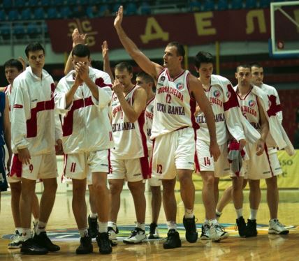 kk crvena zvezda mondo kolumna milos jovanovic tuca u belgiji antverpen stefanovic sljivancanin