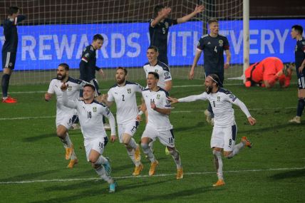 Luka Jović na Srbija - Škotska.