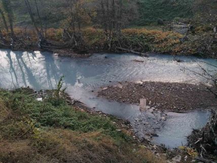 ivanjica reka moravica postala bela foto