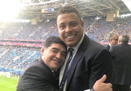 Dijego Maradona i Ronaldo.