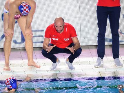 Ivica Tucak razočaran posle poraza hrvatskih vaterpolista u Tokiju