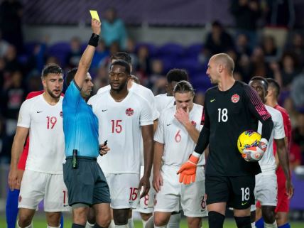 Milan Borjan i reprezentacija Kanade.