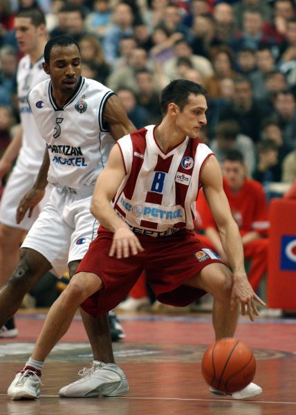 crvena zvezda kup novi sad 2003 2004 produzetak secanje