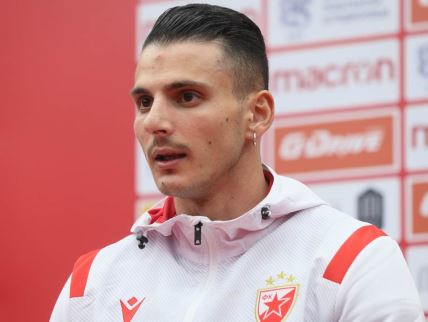 Crvena zvezda oterala šest fudbalera od jula