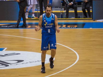 fiba liga sampiona finale burgos karsijaka omar kuk aleks renfro