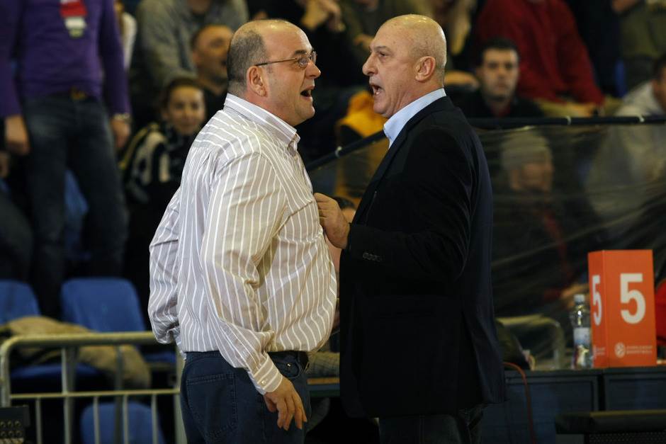 Ko je žena Duška Vujoševića?