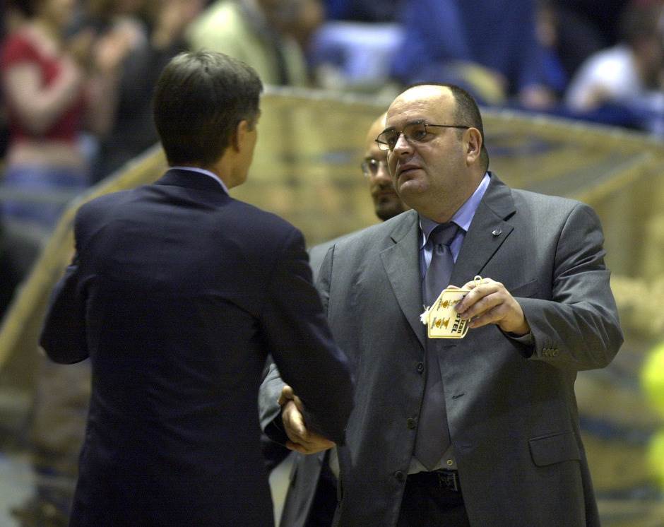 Ko je žena Duška Vujoševića?