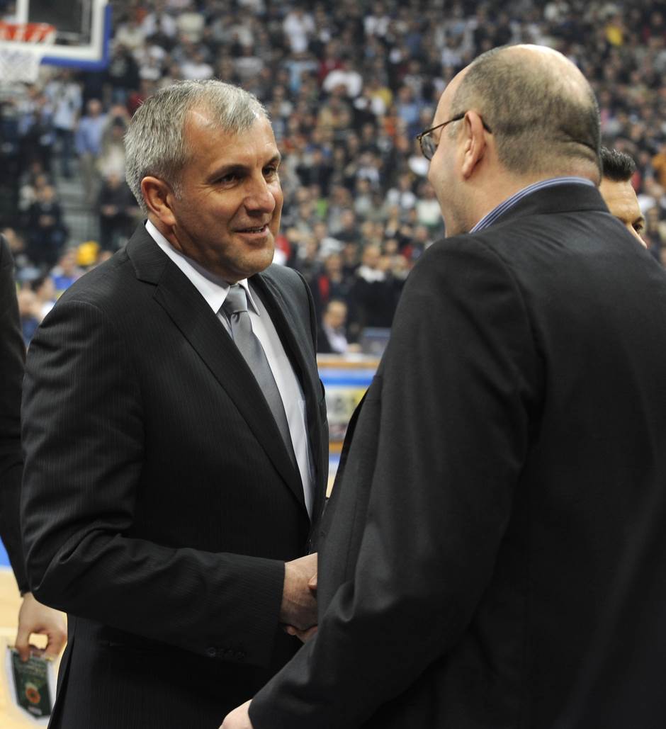 Ko je žena Duška Vujoševića?