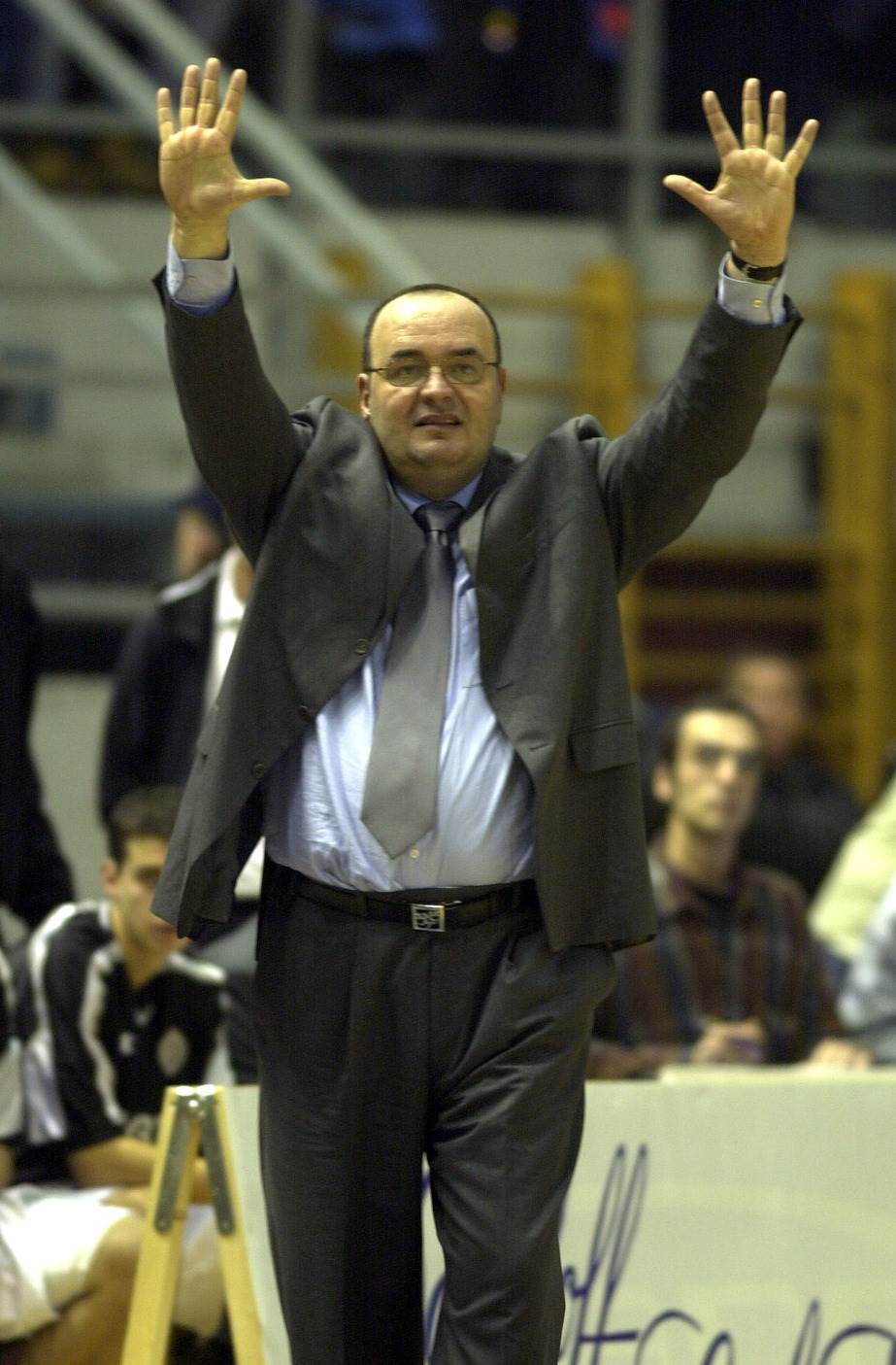 Ko je žena Duška Vujoševića?