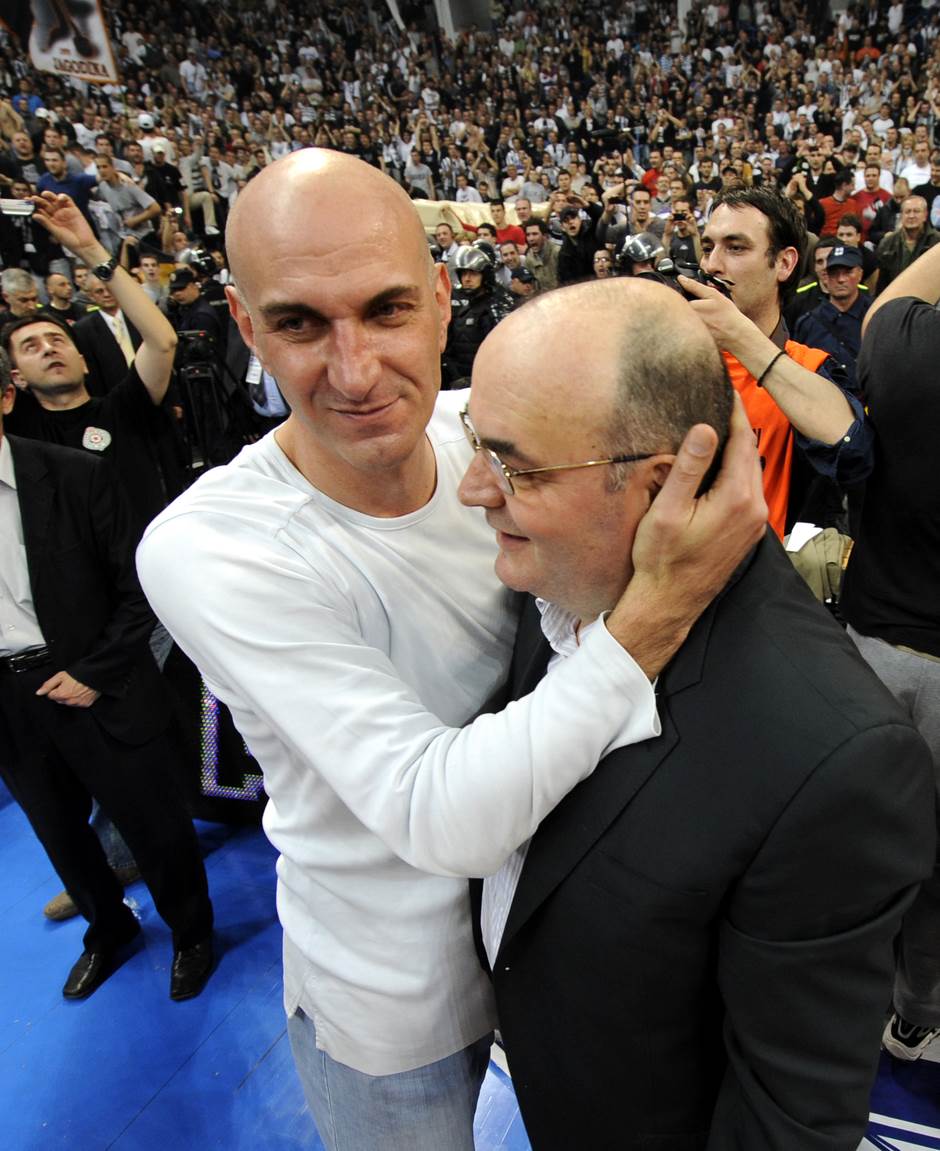 Ko je žena Duška Vujoševića?