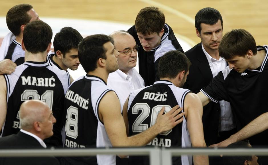 Ko je žena Duška Vujoševića?