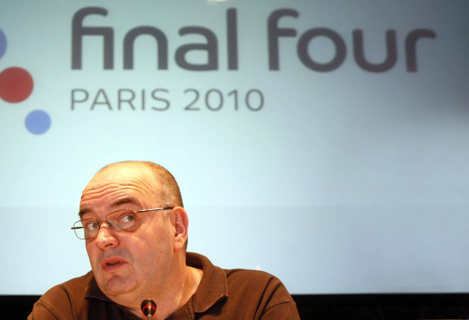 Ko je žena Duška Vujoševića?