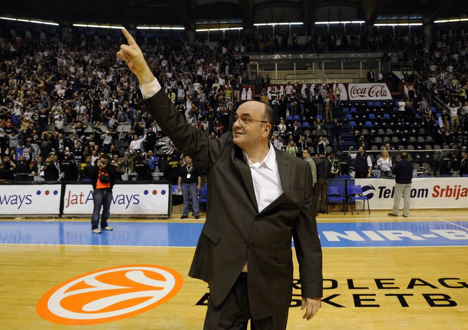 Ko je žena Duška Vujoševića?