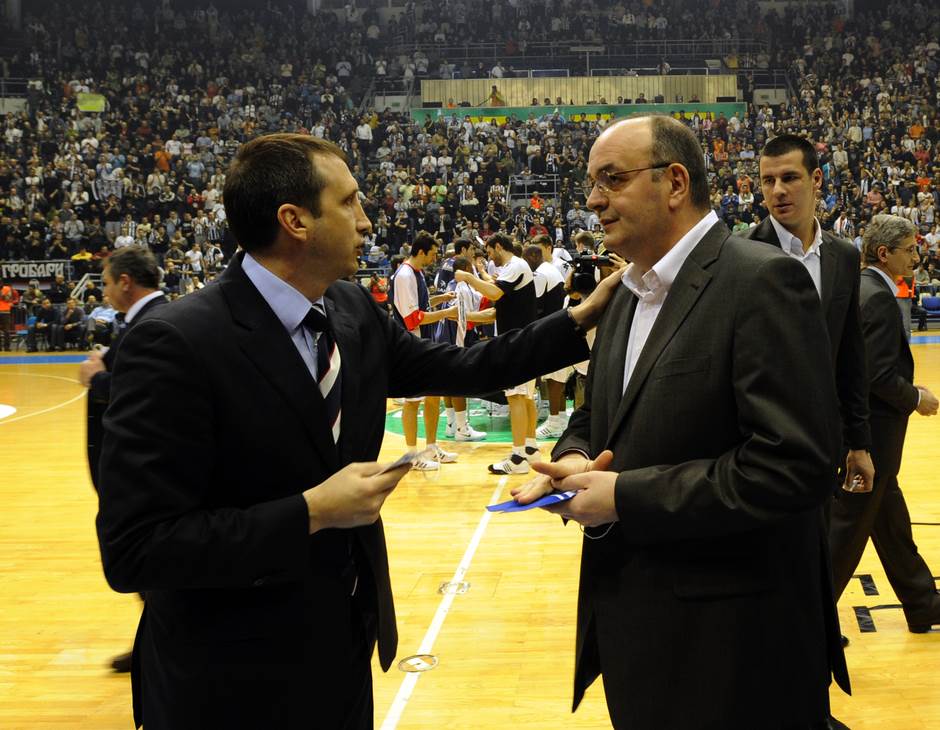 Ko je žena Duška Vujoševića?