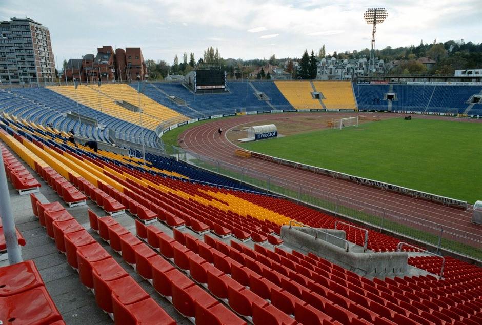 Da li se renovira stadion FK Partizan?