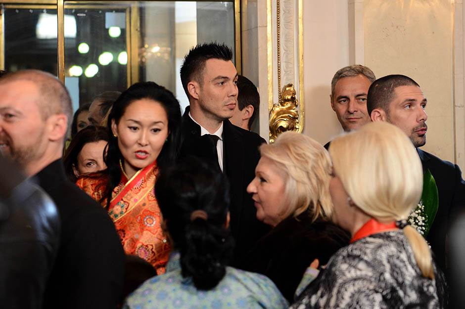 Stiven Sigal stigao u Beograd društvo mu pravi Danijela Karić