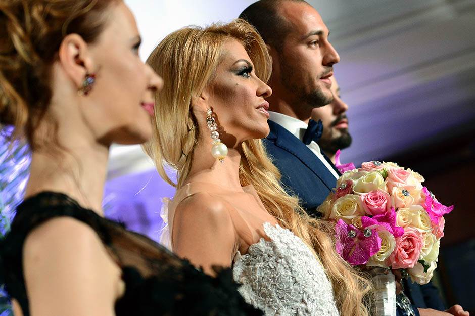 Snežana Borjan plakala na dan venčanja, muž joj rekao da izgleda kao baba