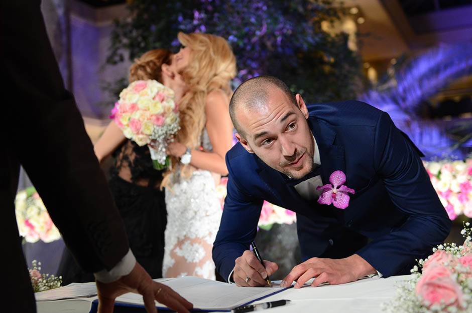 Snežana Borjan plakala na dan venčanja, muž joj rekao da izgleda kao baba