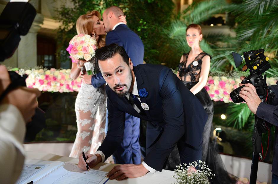 Snežana Borjan plakala na dan venčanja, muž joj rekao da izgleda kao baba