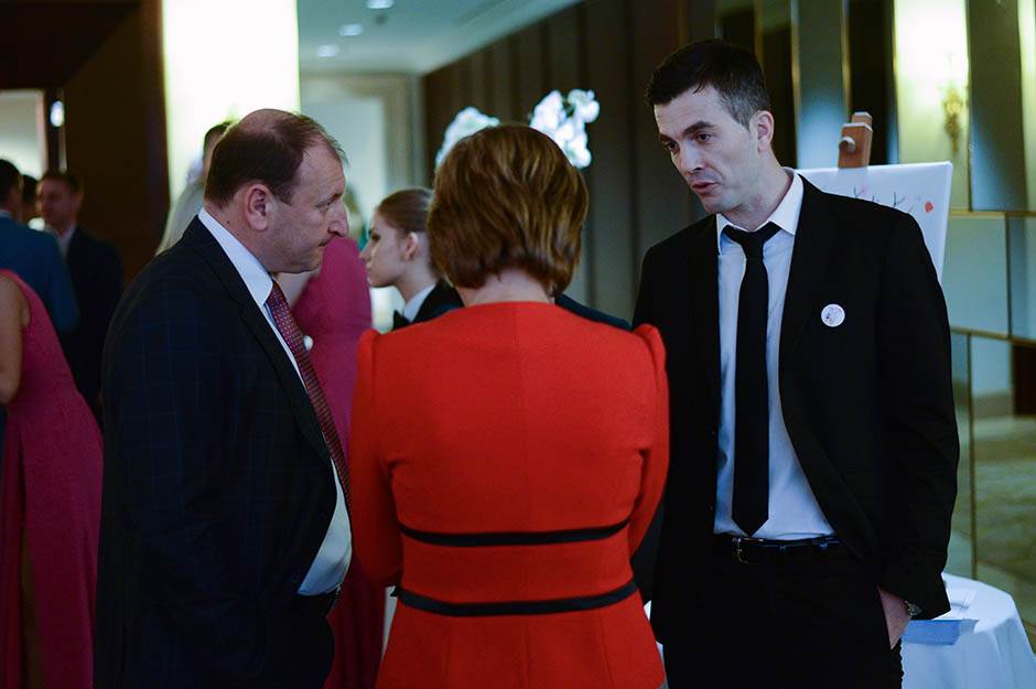 Snežana Borjan plakala na dan venčanja, muž joj rekao da izgleda kao baba