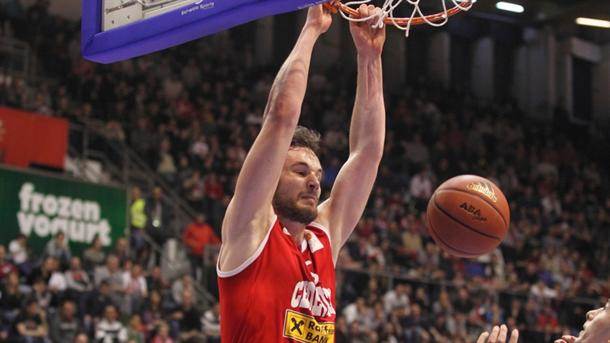 Veštačka inteligencija misli da je Miro Bilan hrvatski pevač