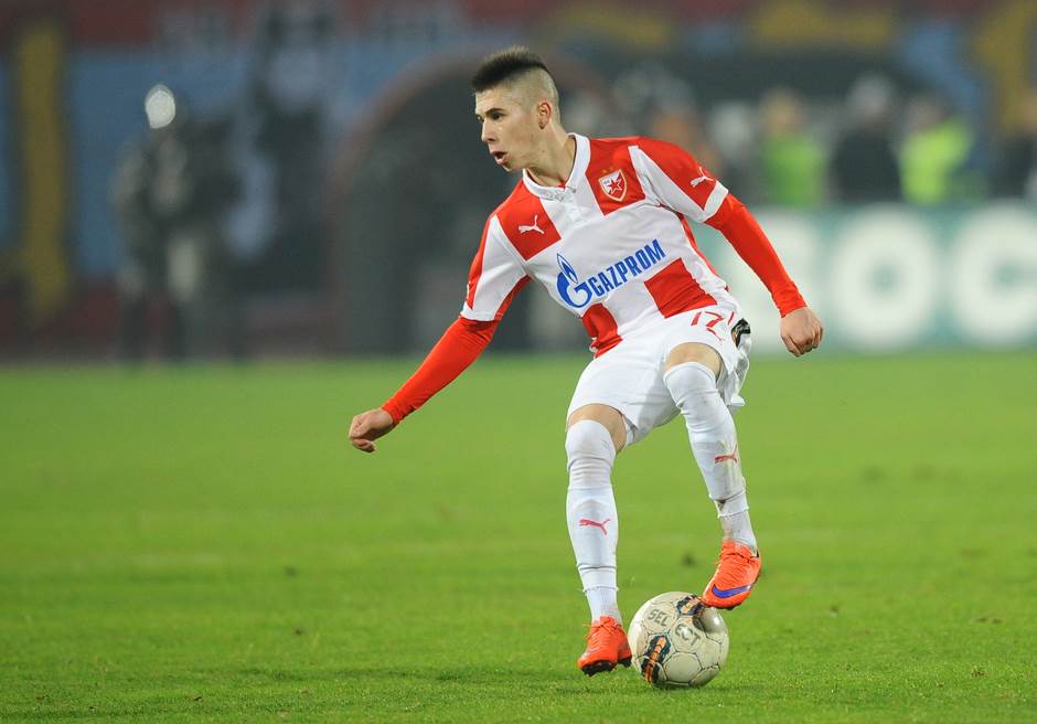 Srđan Plavšić krvav iznet sa terena