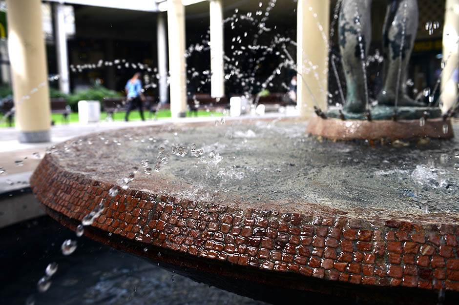 Vodovod - Počinju da rade fontane u Beogradu