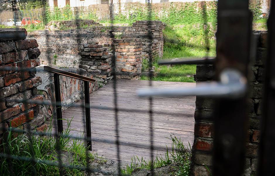 Istorija -  Bombardovanje Beograda - Stradanje Narodne biblioteke