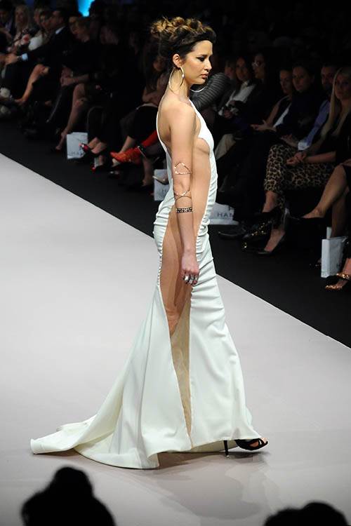 Melina Džinović tražila da joj biznismen kupi avion?