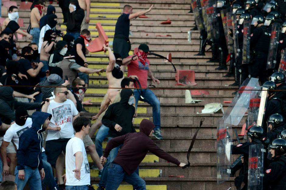 Ubistva među navijačima u Srbiji