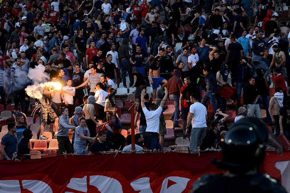 Ubistva među navijačima u Srbiji