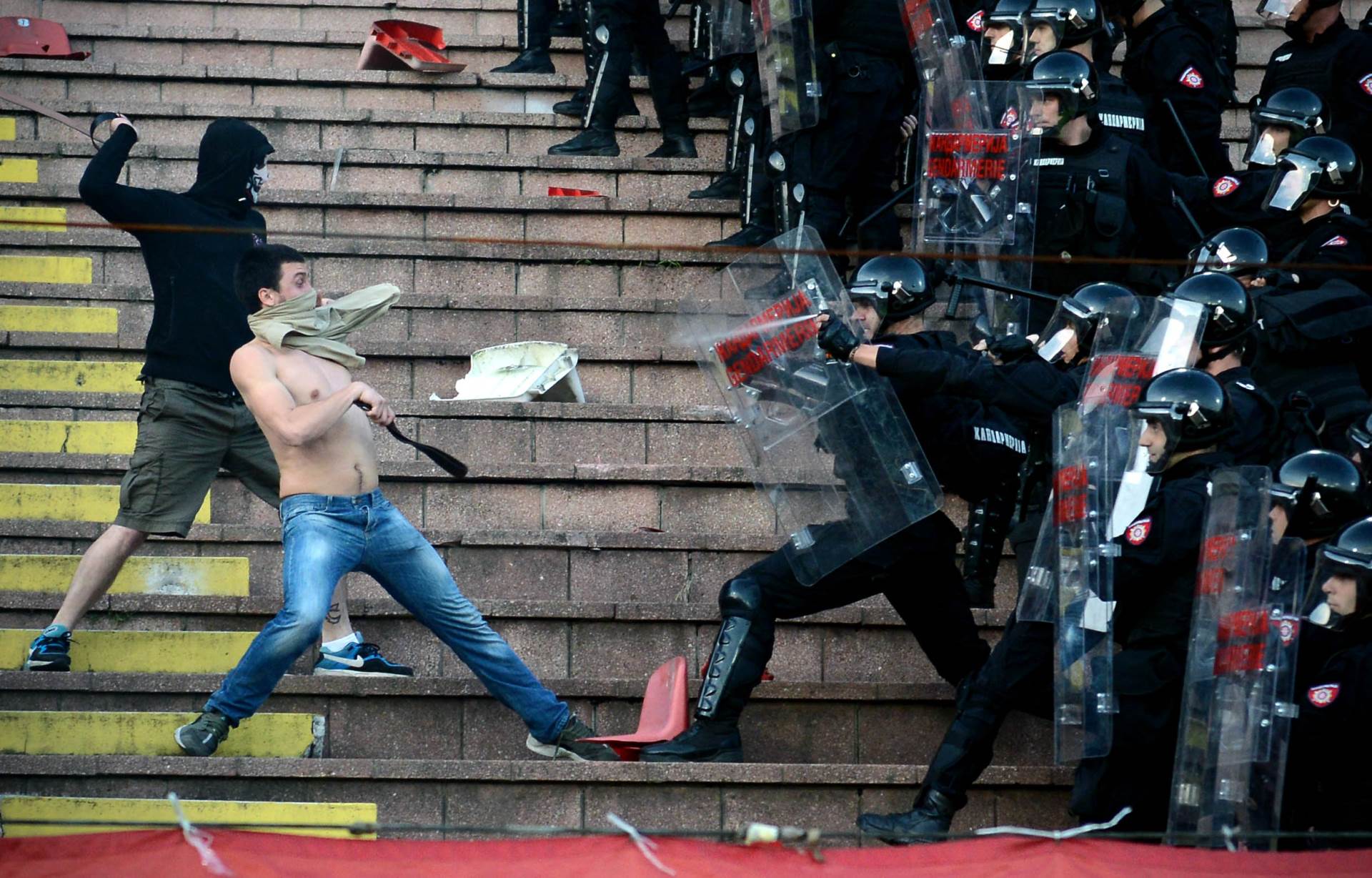 Ubistva među navijačima u Srbiji