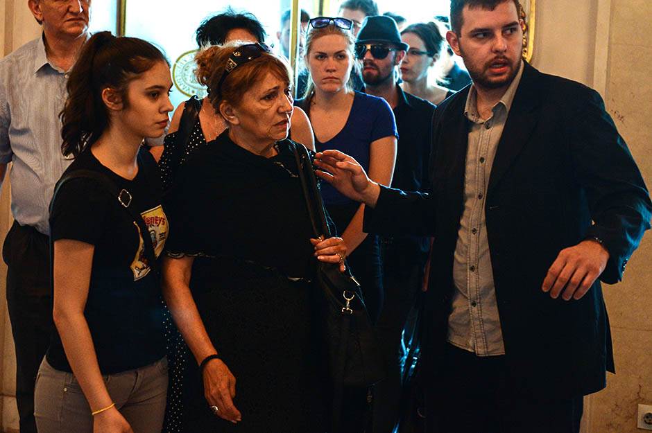 manda supruga anja mandic prica o trenutku kada je pozlilo glumcu