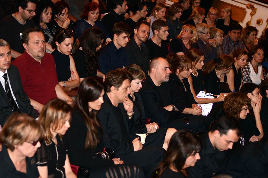 manda supruga anja mandic prica o trenutku kada je pozlilo glumcu