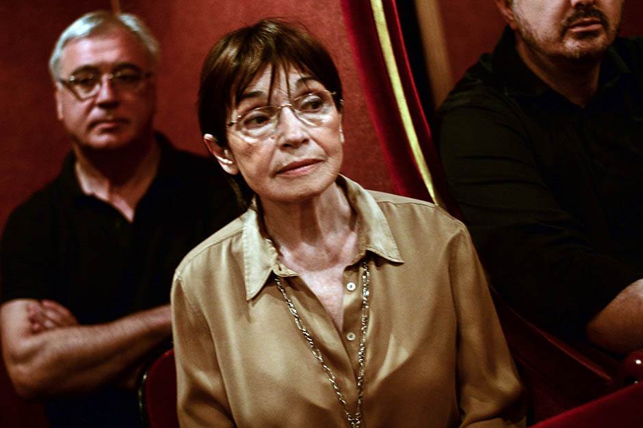 manda supruga anja mandic prica o trenutku kada je pozlilo glumcu