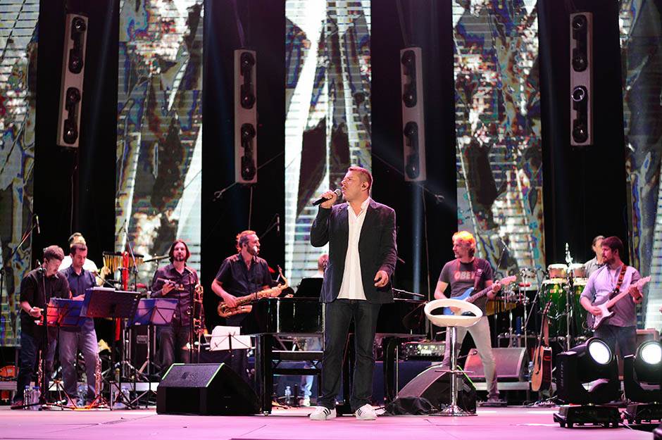 Vlado Georgijev ljut što mu se niko ne javlja na telefon