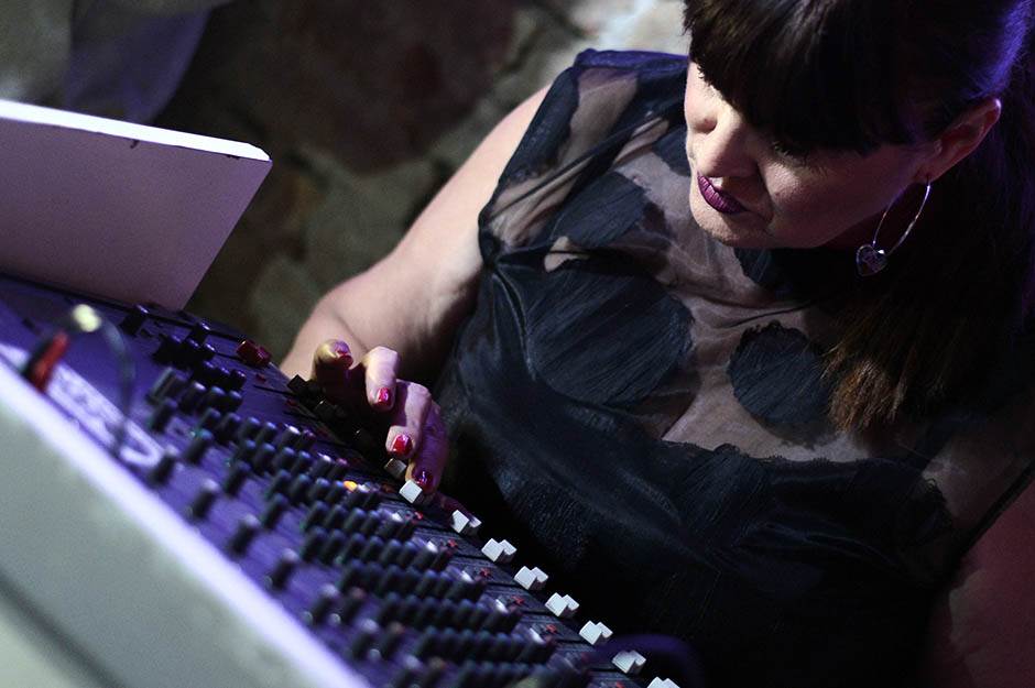 Nada Macura potpisala ugovor za rijaliti, Željko Mitrović joj zamerio što nije ušla