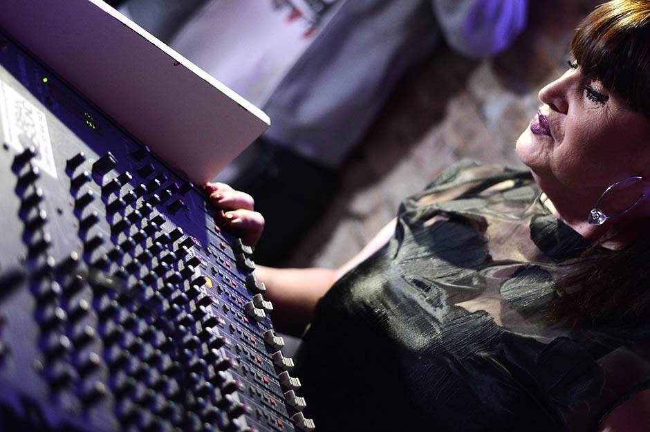 Nada Macura potpisala ugovor za rijaliti, Željko Mitrović joj zamerio što nije ušla