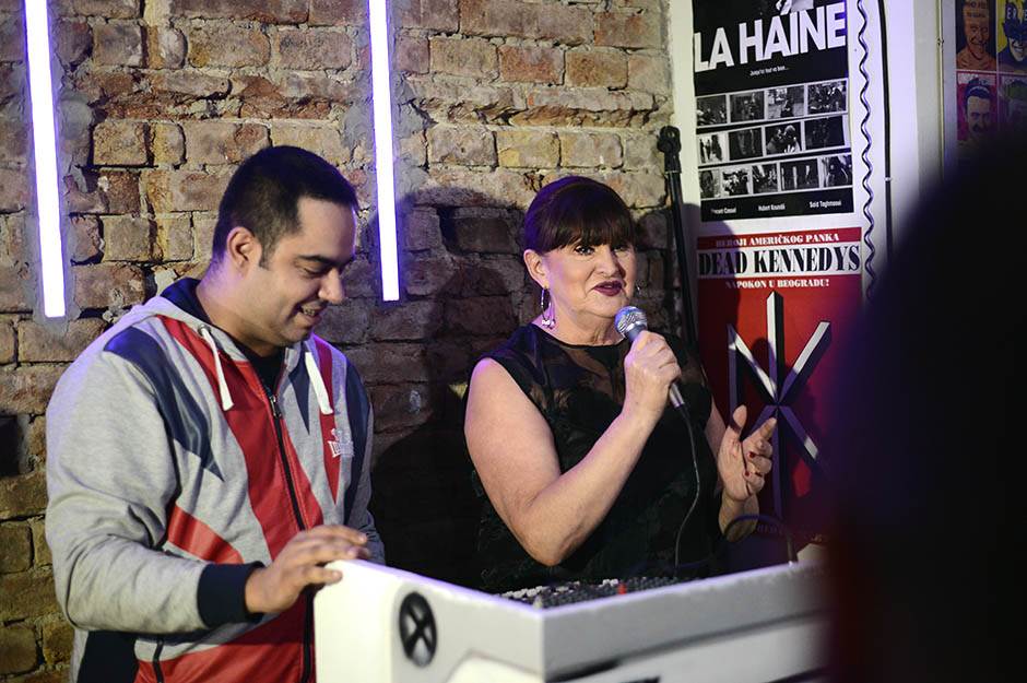 Nada Macura potpisala ugovor za rijaliti, Željko Mitrović joj zamerio što nije ušla