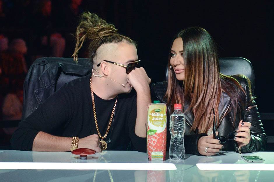 Ana Nikolić Rasta automobil