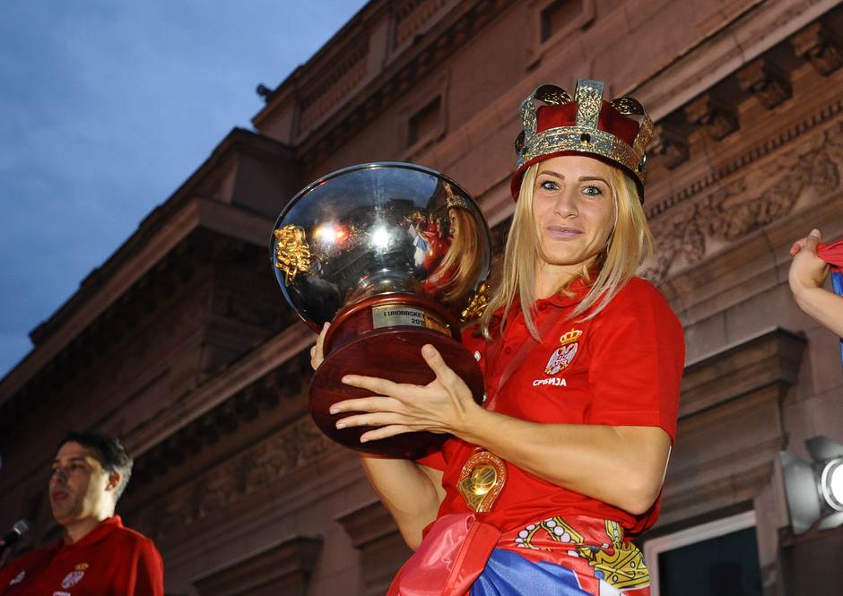 Milica Dabović objavila snimak iz kreveta