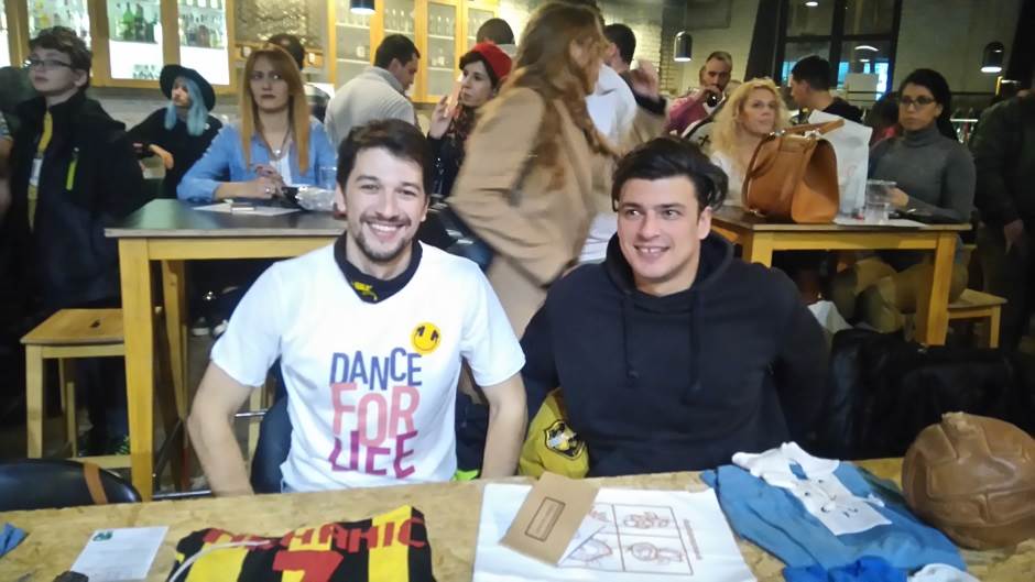 andrija kuzmanovic plata 12.000 dinara u pozoristu živeo s roditeljima 